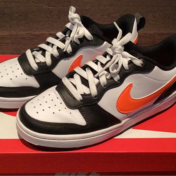 Nike Black, Orange, And white dunks! Only used to try on! SEND OFFERS:) - Picture 7 of 7